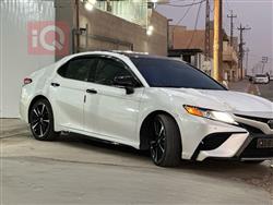 تۆیۆتا کامری